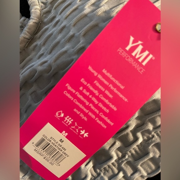 NWT $60R. YMI 2-Piece Honeycomb Activewear Set. Size Medium. Gray - Picture 8 of 8